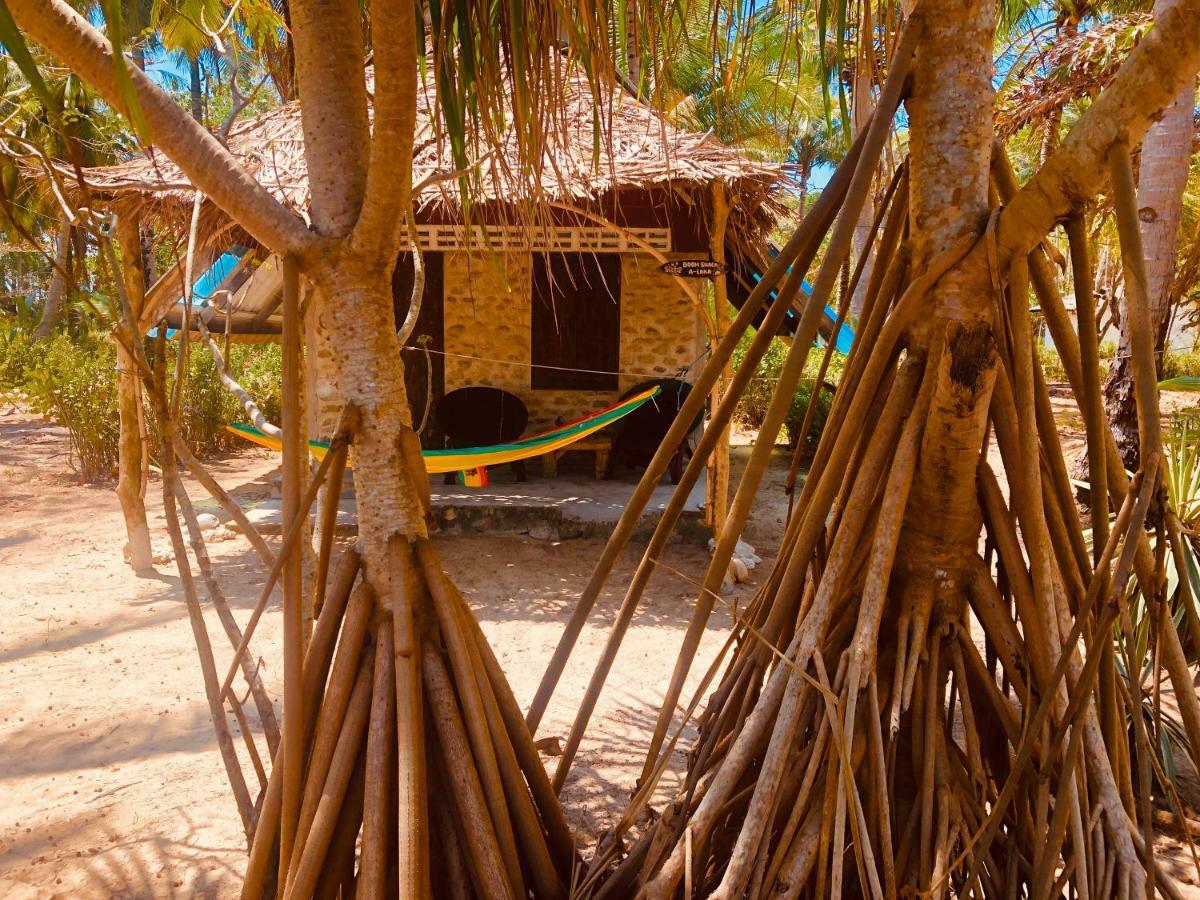 Отель Reggae Island Private Island Ко-Паям Экстерьер фото